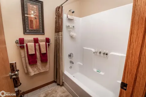 2699 Ridge Road Marshalltown IA 50158