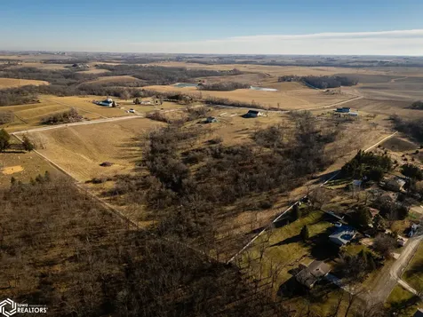 2699 Ridge Road Marshalltown IA 50158