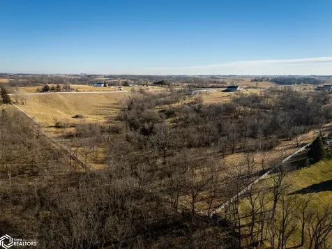 2699 Ridge Road Marshalltown IA 50158