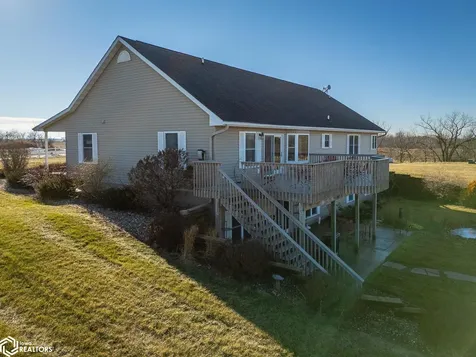 2699 Ridge Road Marshalltown IA 50158