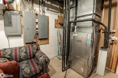 2699 Ridge Road Marshalltown IA 50158