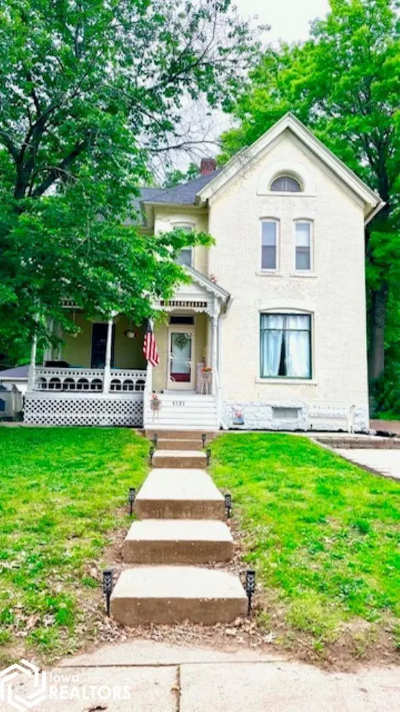 1121 Avenue C Fort Madison IA 52627