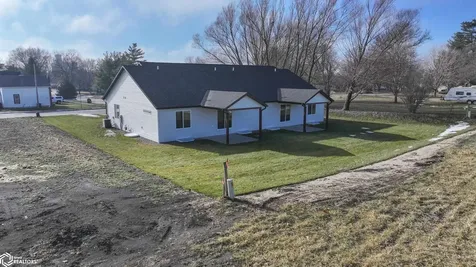 204 E Lillian Avenue Conrad IA 50621