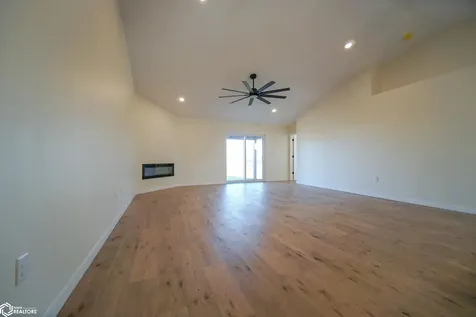 204 E Lillian Avenue Conrad IA 50621