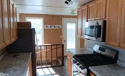 1230 Hammond Avenue Ottumwa IA 52501