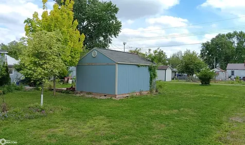 1230 Hammond Avenue Ottumwa IA 52501