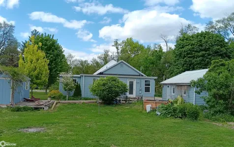 1230 Hammond Avenue Ottumwa IA 52501
