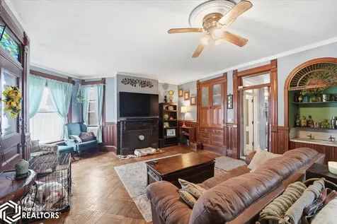 1003 Edgington Avenue Eldora IA 50627