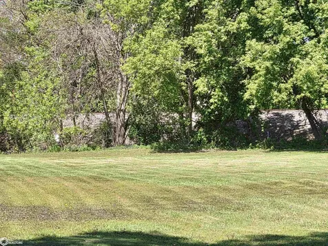 110 N Kentucky Avenue Mason City IA 50401