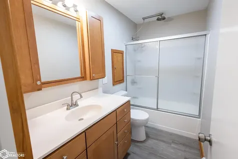 4 W South Street Manly IA 50456
