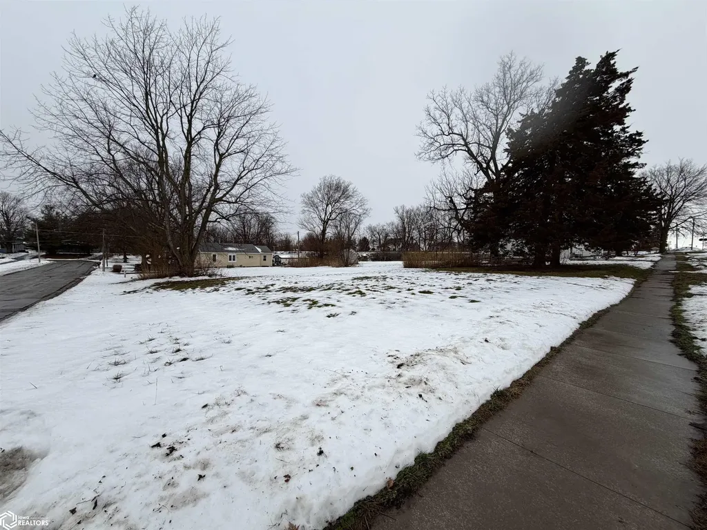 701 Reed Street Grinnell IA 50112