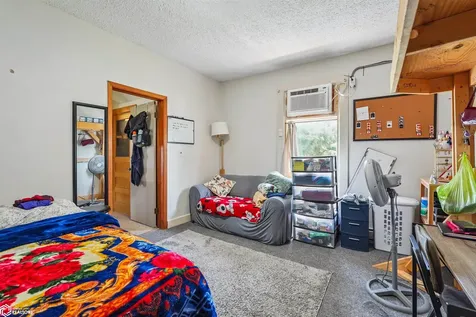 920 High Street Grinnell IA 50112