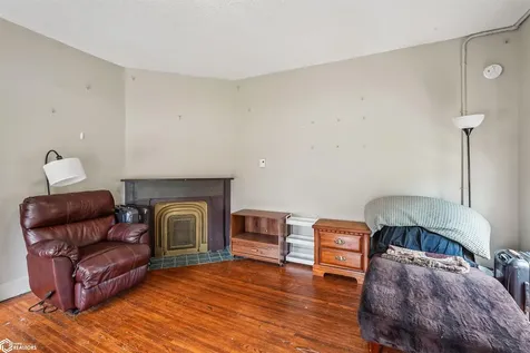 920 High Street Grinnell IA 50112