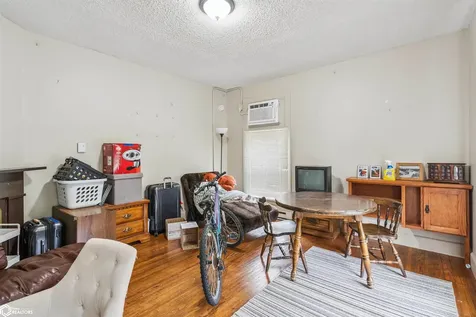 920 High Street Grinnell IA 50112