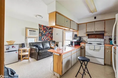 920 High Street Grinnell IA 50112