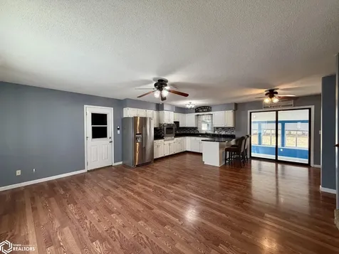 108 Roy El Road Wapello IA 52653