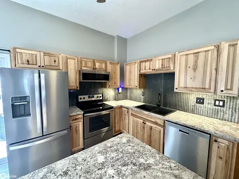 5090 County Public Road Brooklyn IA 52211