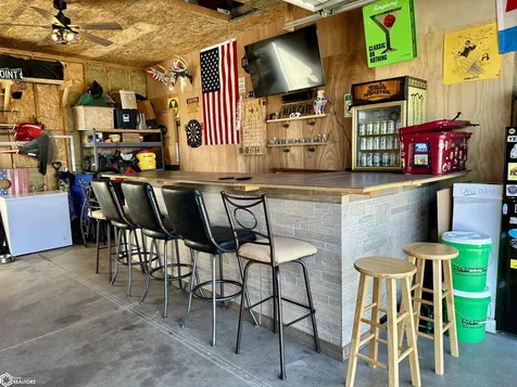 5090 County Public Road Brooklyn IA 52211