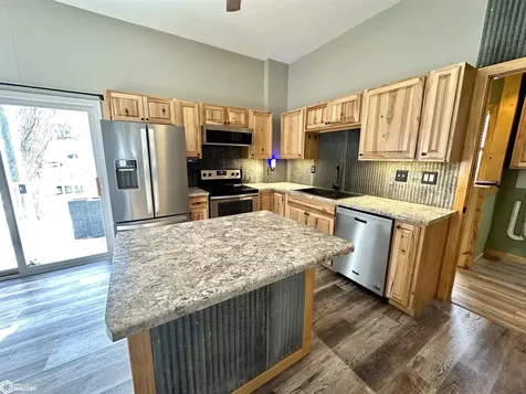 5090 County Public Road Brooklyn IA 52211