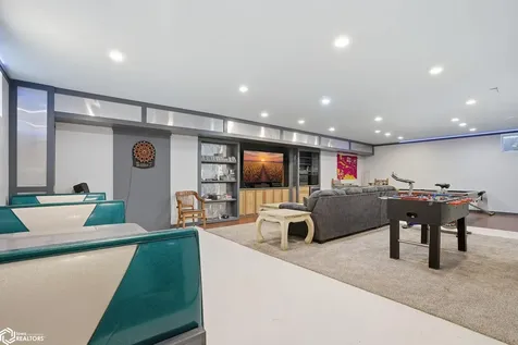3300 Underwood Avenue Crawfordsville IA 52621