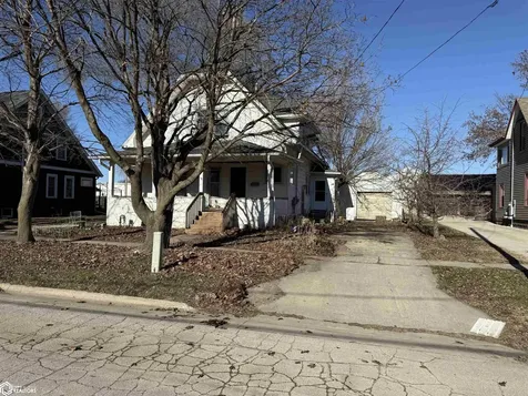 1510 14th Avenue Eldora IA 50627