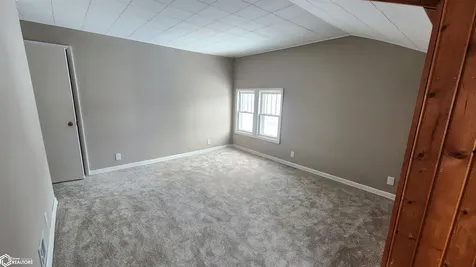 1511 State Street Tama IA 52339