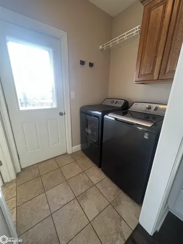 505 W Pershing Drive Brooklyn IA 52211