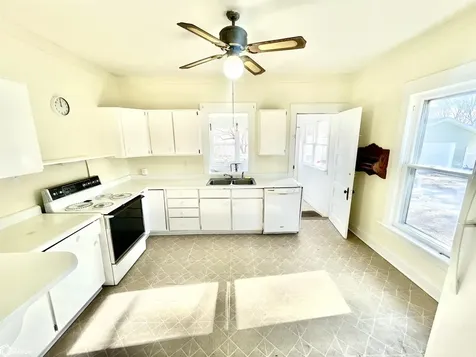 503 S 4th Street Fairfield IA 52556