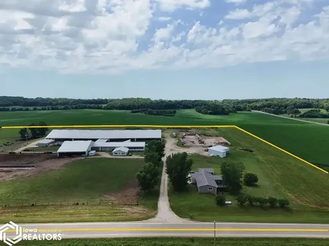 1350 Waubeek Road Central City IA 52214