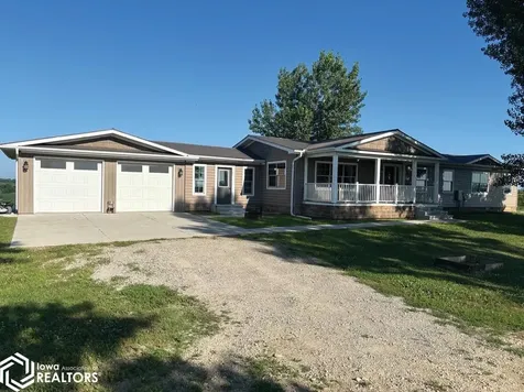 1350 Waubeek Road Central City IA 52214