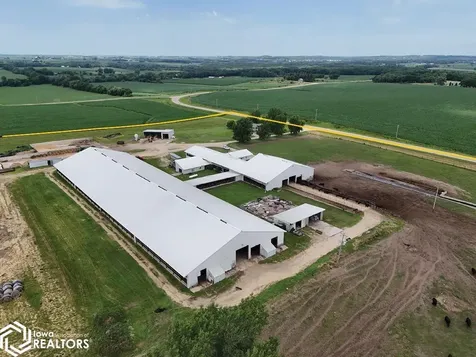 1350 Waubeek Road Central City IA 52214