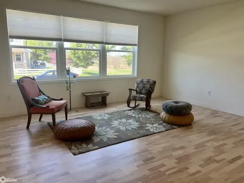 2142 Diamond Lane Fairfield IA 52556
