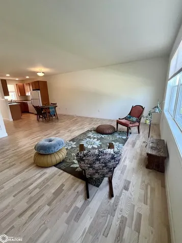 2142 Diamond Lane Fairfield IA 52556