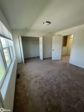 2142 Diamond Lane Fairfield IA 52556