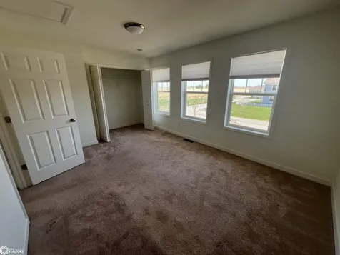 2142 Diamond Lane Fairfield IA 52556