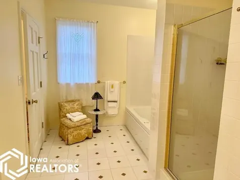 2000 Mansion Drive Fairfield IA 52556