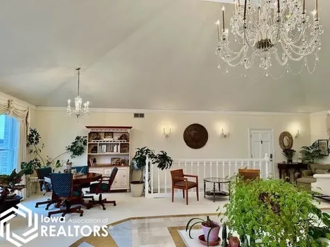 2000 Mansion Drive Fairfield IA 52556