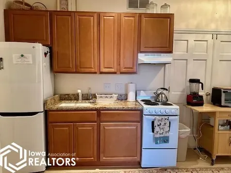 2000 Mansion Drive Fairfield IA 52556