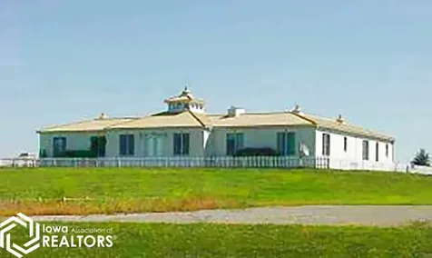 2000 Mansion Drive Fairfield IA 52556