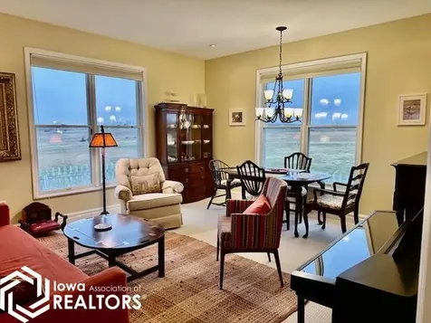 2000 Mansion Drive Fairfield IA 52556