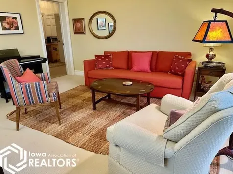 2000 Mansion Drive Fairfield IA 52556