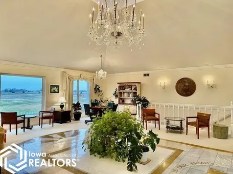 2000 Mansion Drive Fairfield IA 52556