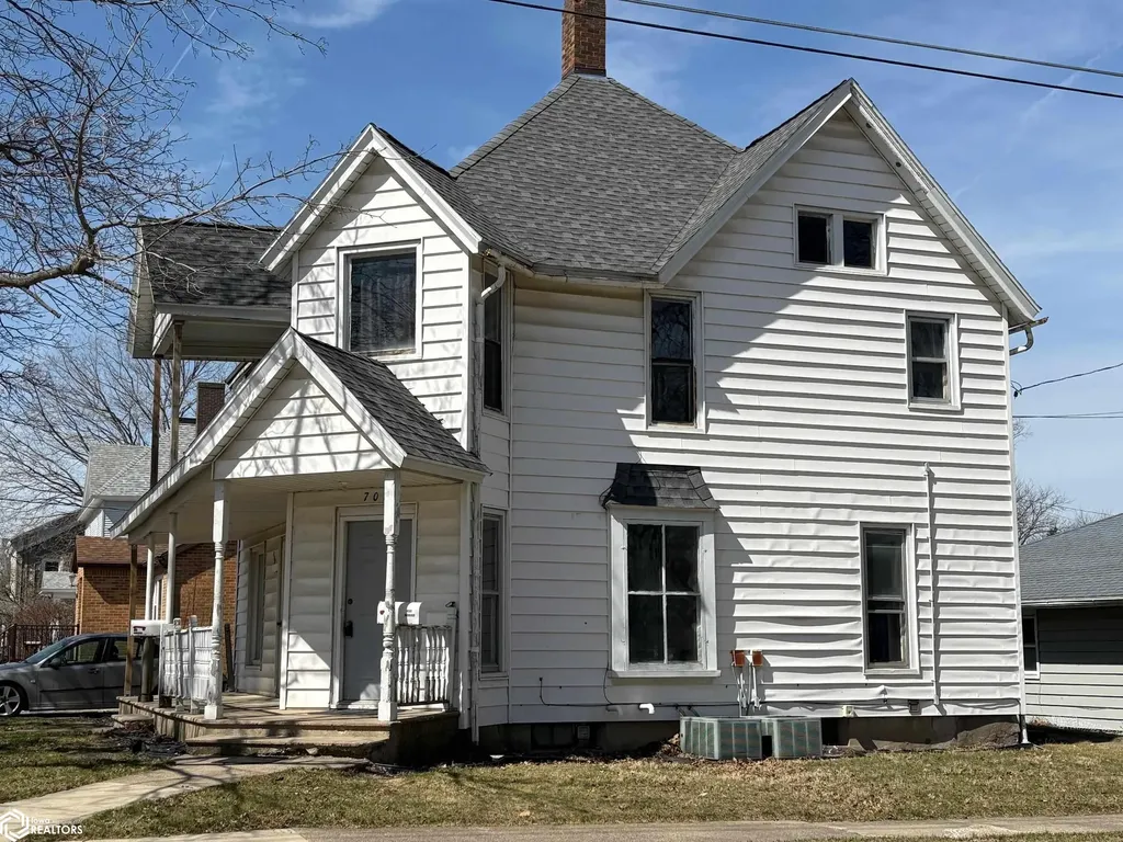 604 Hickory Street Iowa Falls IA 50126