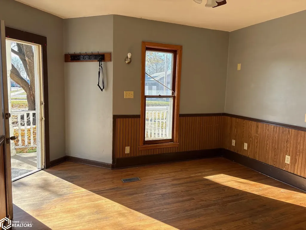 604 Hickory Street Iowa Falls IA 50126