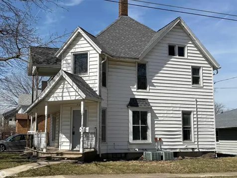 604 Hickory Street Iowa Falls IA 50126