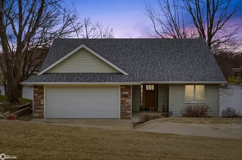 314 Hillcrest Ridge Montezuma IA 50171