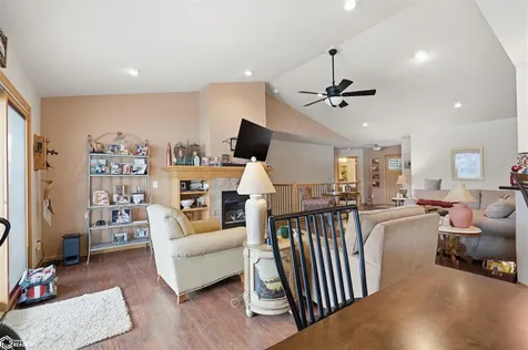 314 Hillcrest Ridge Montezuma IA 50171