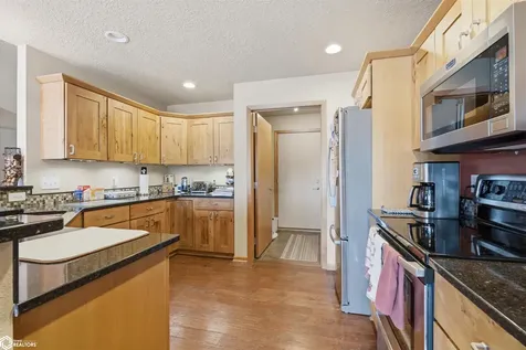 314 Hillcrest Ridge Montezuma IA 50171