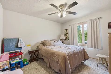 314 Hillcrest Ridge Montezuma IA 50171