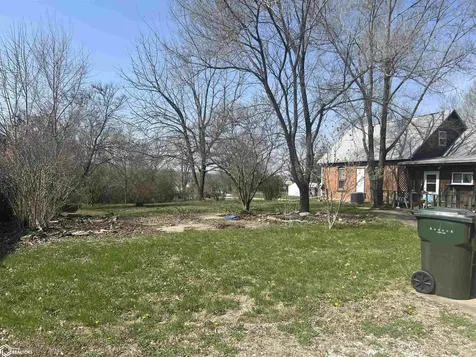 1329 Cedar Street Keokuk IA 52632